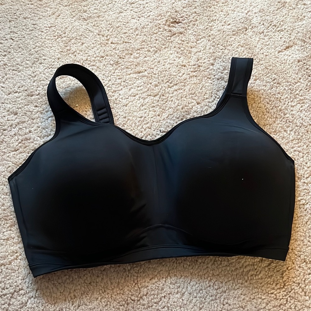 Livi high impact moisture wicking underwire sports bra